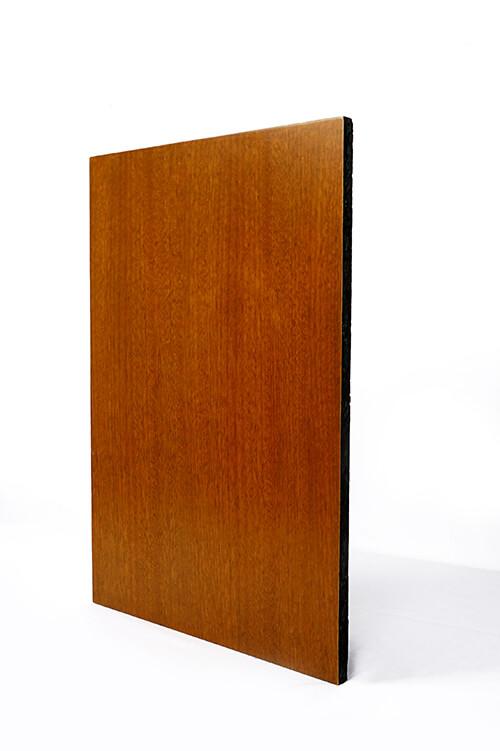 Tấm gỗ veneer hoàn thiện màu nâu bằng hệ sơn PU